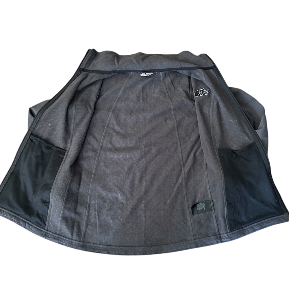 North Face | Lightweight Jacket - Picture 3 of 8